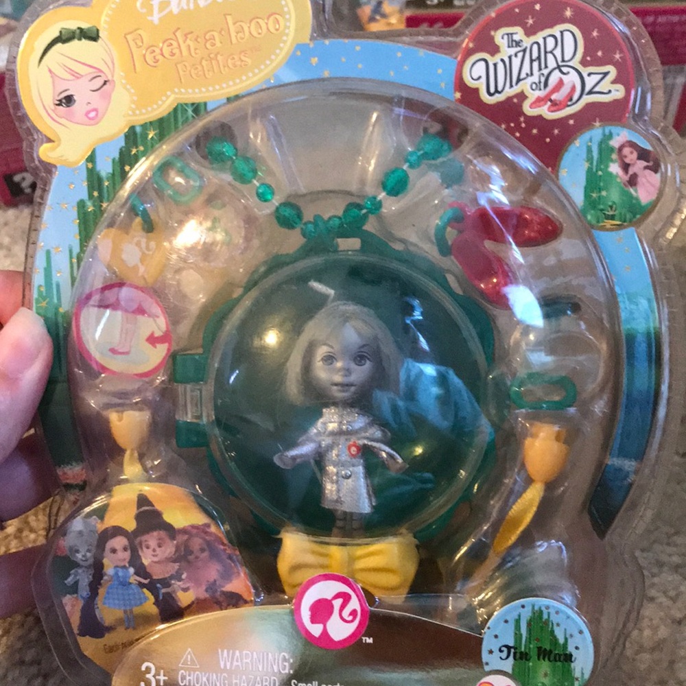 Barbie - Picture 3 of 6